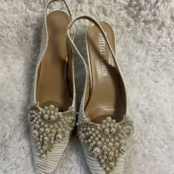 Whittall Shon fabric off white satin scrunch 
White Pearl Embellished Shoes SZ12 - Picture 5 of 10